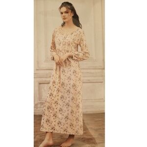 Buttoned Long Sleeve Flexible Viscose Nightgown Size